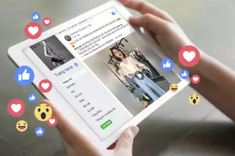 Thường xuyên tổ chức livestream khi bán quần áo trên Facebook